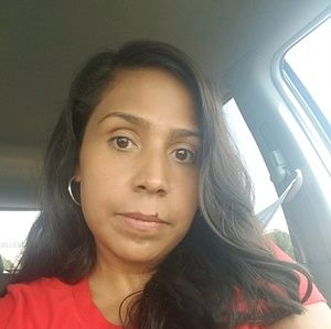 Meet your Posher, Angelie